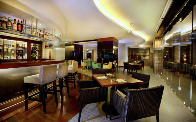 Menara Peninsula Hotel Jakarta