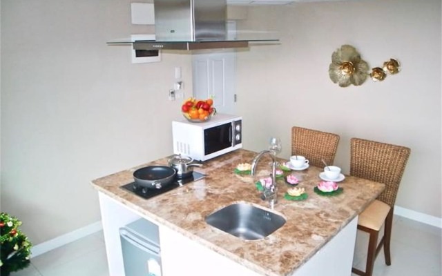 Kata Ocean View Sea View Apartment