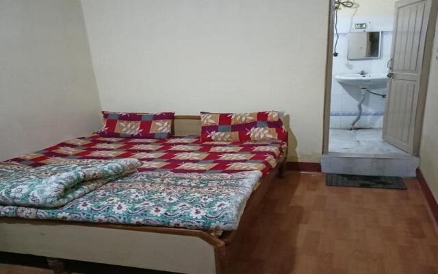 Purohit Lodge B&B By Stayapart