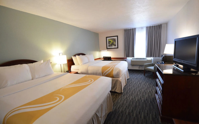 Quality Inn Alexis Rd