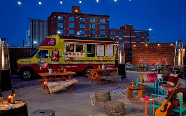 Moxy Chattanooga Downtown