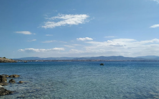 Myra Stunning Seaview Maisonette