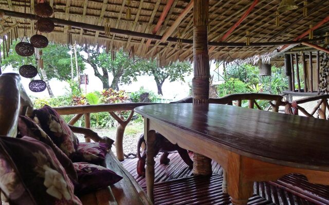 Blue Bamboo Sunbird Cottages