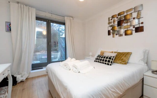 Cosy & Charming 2BD Flat Near Essex Road