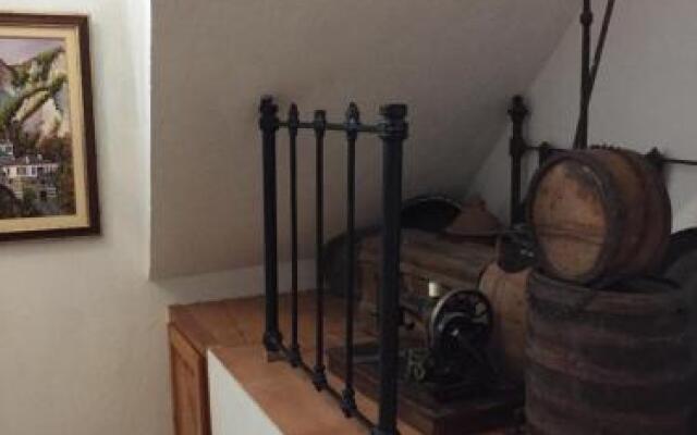 Toni's Guest House