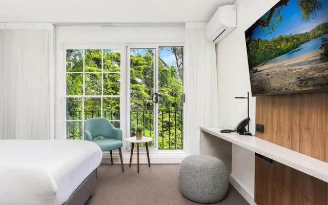 Killara Hotel & Suites