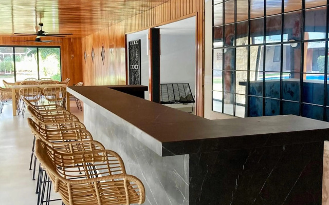 Los Globos Beach Studio by Hello Homes Sitges