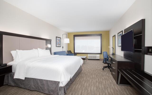 Holiday Inn Express & Suites Ely by IHG