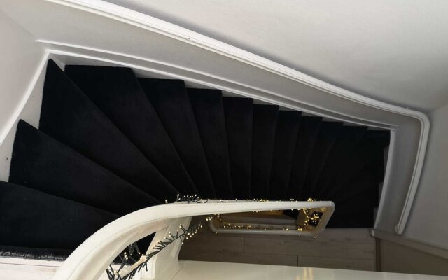 Boutique Canal House Suites