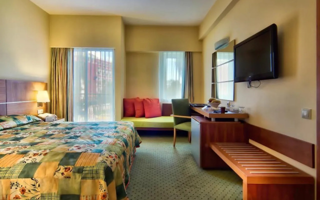 Limak Limra Hotel & Resort