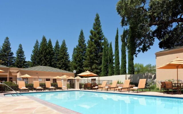 Courtyard by Marriott Sacramento Airport Natomas