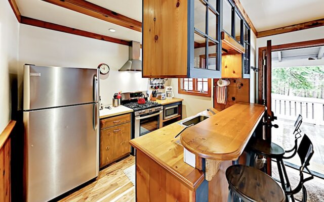 Turquoise - 2 Br Cabin