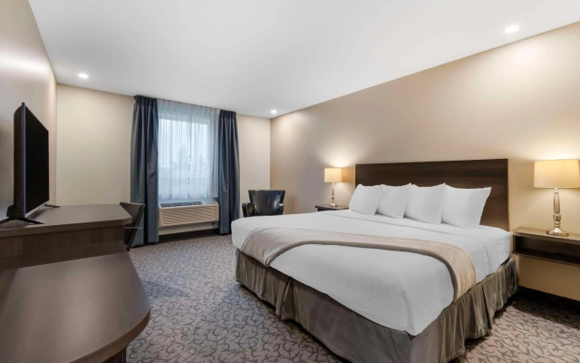 Villa Inn & Suites, SureStay Collection by Best Western