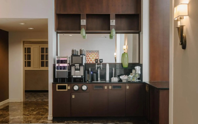 Club Quarters Hotel Rittenhouse Square, Philadelphia