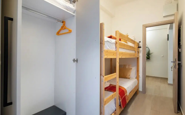 Zappa 2-BR Apt With Terrace in Athens