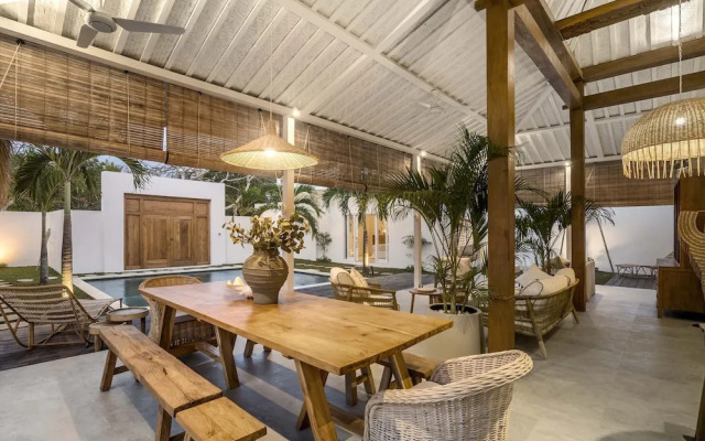A Casa Di Renucci by Alfred in Bali