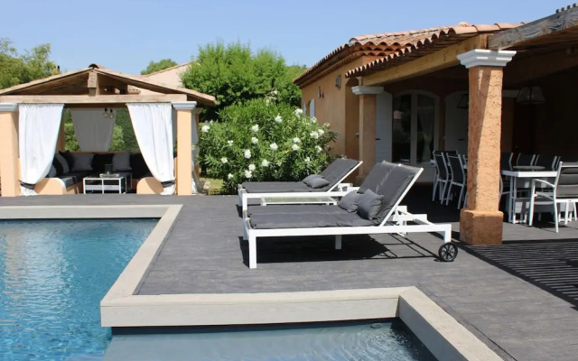 Holiday Home With Large Garden and Pool