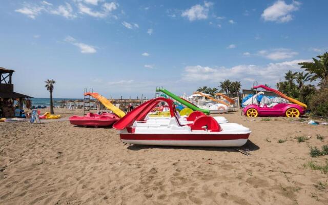 Cabopino Marina Apartment by Rafleys