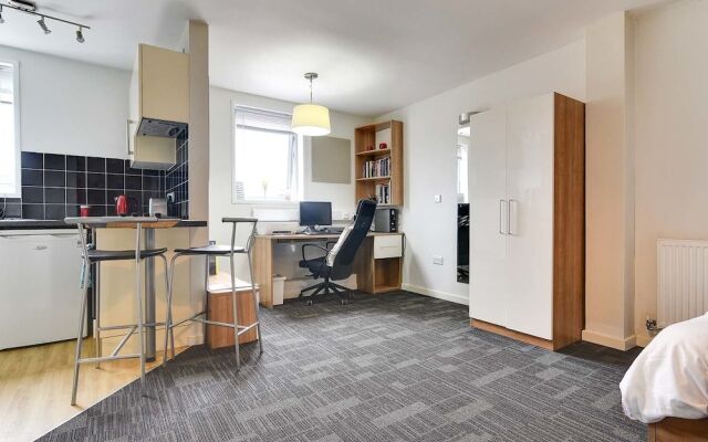 Axo Islington London