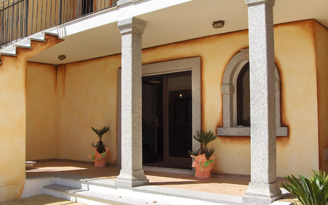 Hotel Sandalia