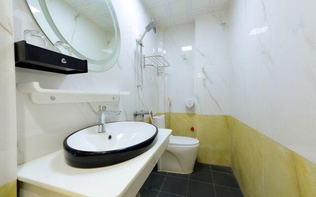 Oyo 287 Nam Cuong X Hotel