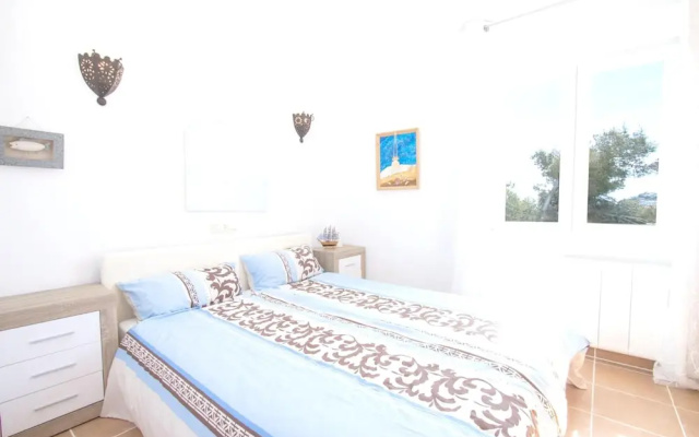 House With 3 Bedrooms in Teulada, With Wonderful sea View, Private Poo - фото 4