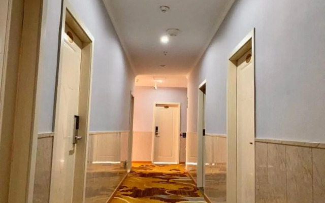 Grand Mercure Chongqing Business Hotel