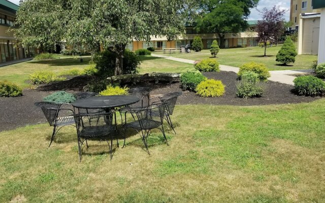 Quality Inn & Suites Conference Center