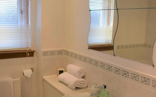 Kelpies Serviced Apartments-McKay