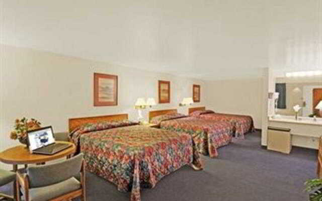 Americas Best Value Inn & Suites