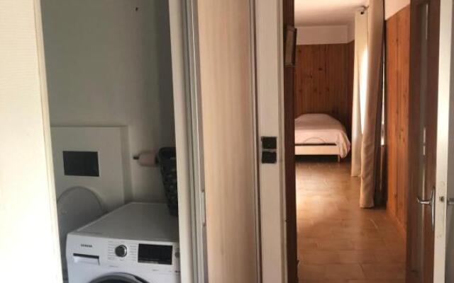 La petite maison du Bourg de Barneville