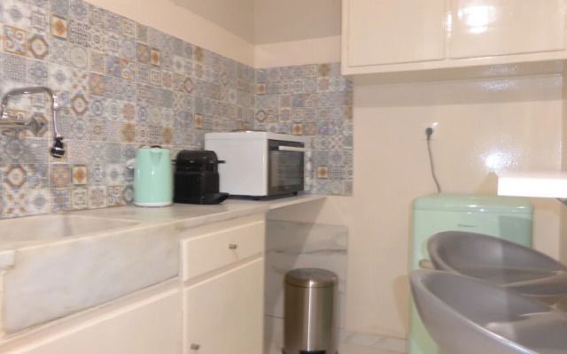 Check Point -  Koukaki