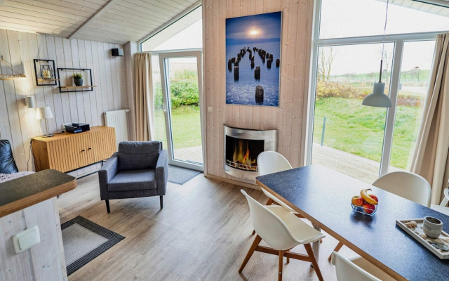 4 Star Holiday Home in Friedrichkoog