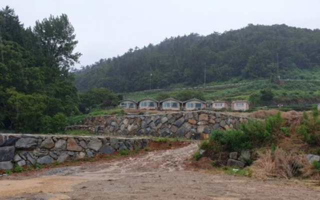 Namhae Yanghwahwangto Pension