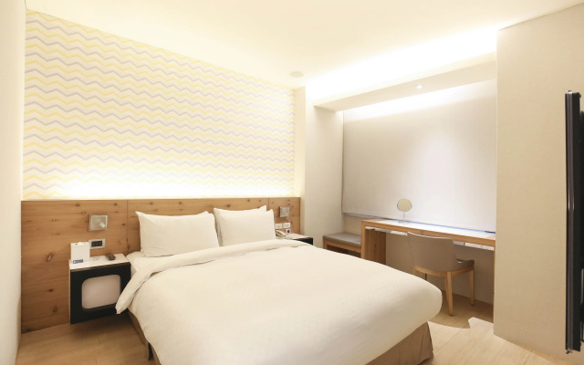 Dandy Hotel Daan Park Branch