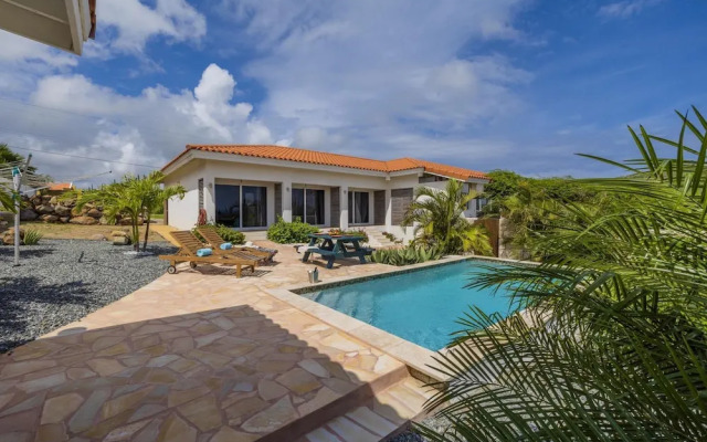 Breezy Cozy Retreat Arikok National Park Pool