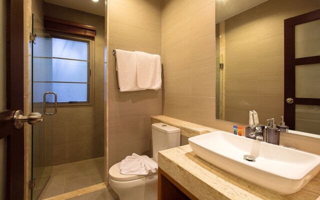 Nai Harn Pool Villa - Villa Berry