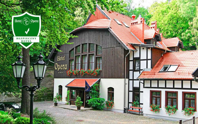 Hotel Opera