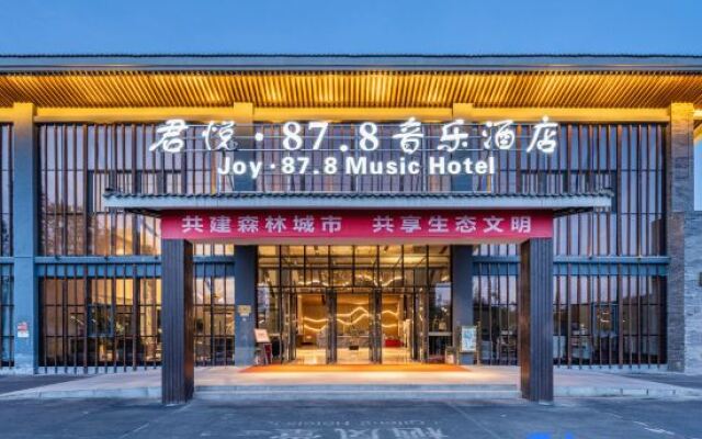 Joy 87. 8 Music Hotel