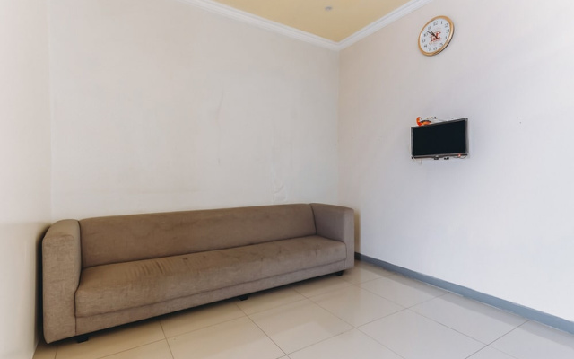 KoolKost Syariah near Satelit Indah (Female Only)