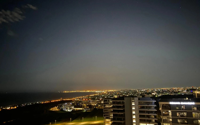 Umhlanga Arch 10th Floor- Sea Views!