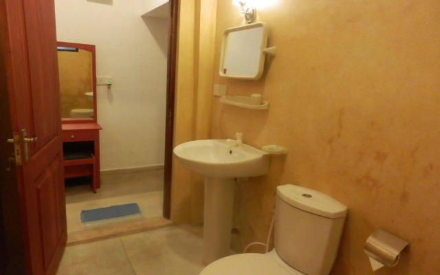 Lanka Beach Hotel