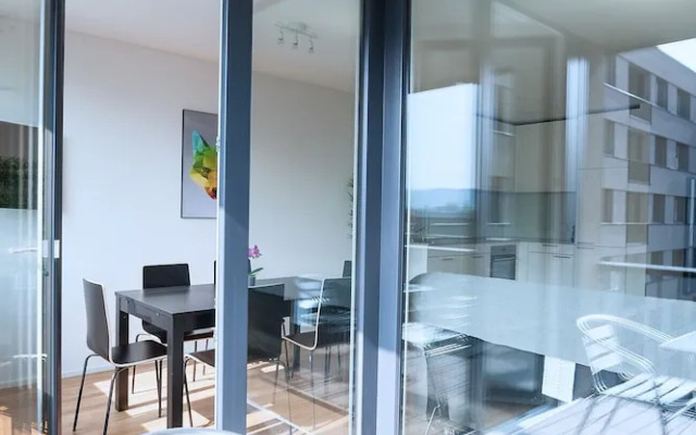 BS Fox I - Messe Hitrental Apartment