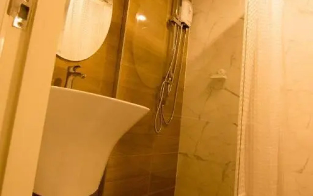 Thap Sakae Hotel