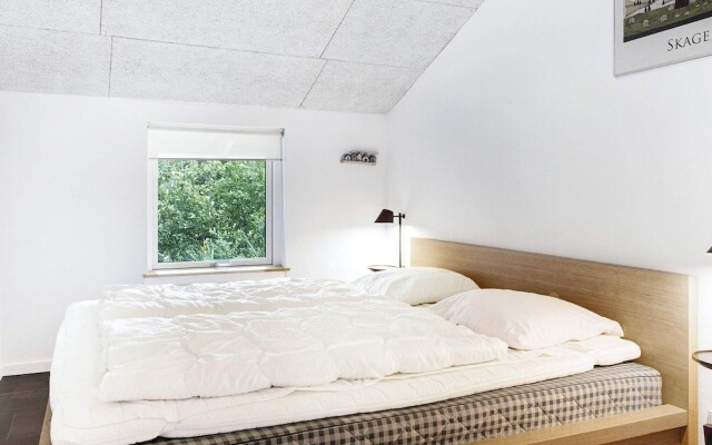 6 Person Holiday Home in Jerup