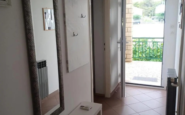 Apartments by the sea Banjol, Rab - 4965