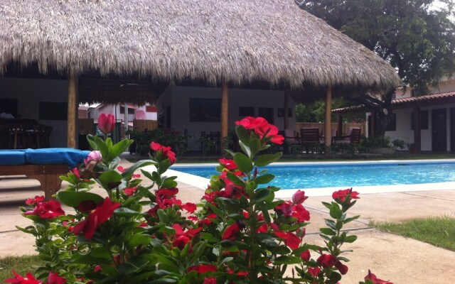 Machele's Place Hotel