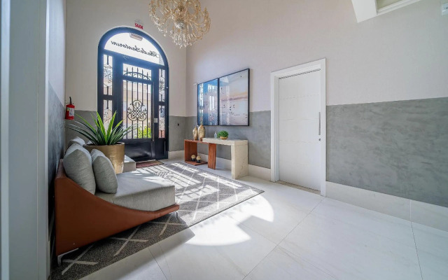 060 - Lindíssimo apto com 02 suítes em Bombas