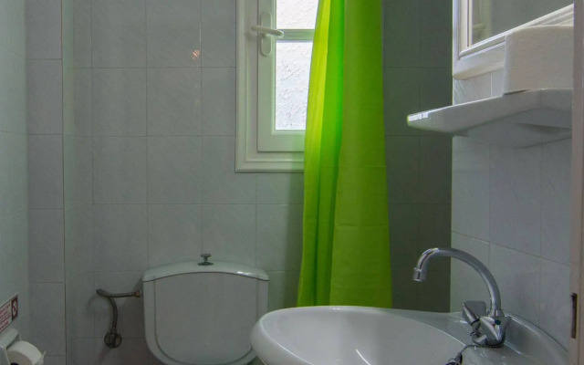 Manolis Apartments