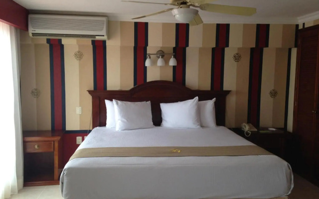 Hotel Plaza Colonial